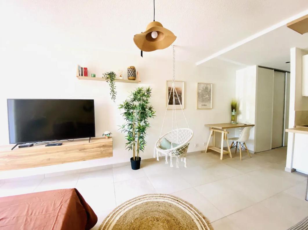 Studio Terrasse & Parking Gratuit En Residence Nîmes Dış mekan fotoğraf